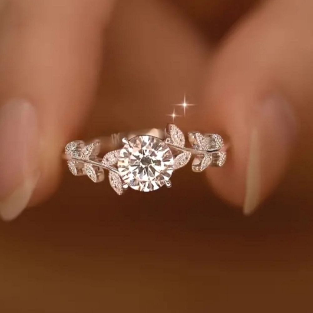 Ladies Graceful Lab Created Diamond Leaf Ring sz 8